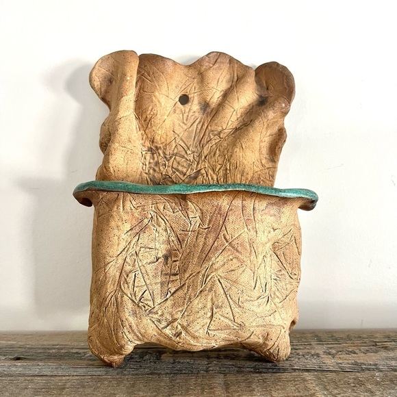 Handcrafted Textured Wall Planter - Picture 1 of 7